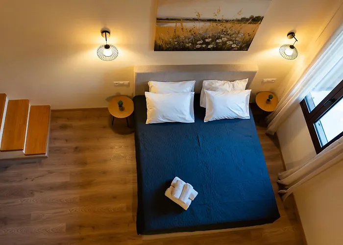 Eviona Iris Apartman *